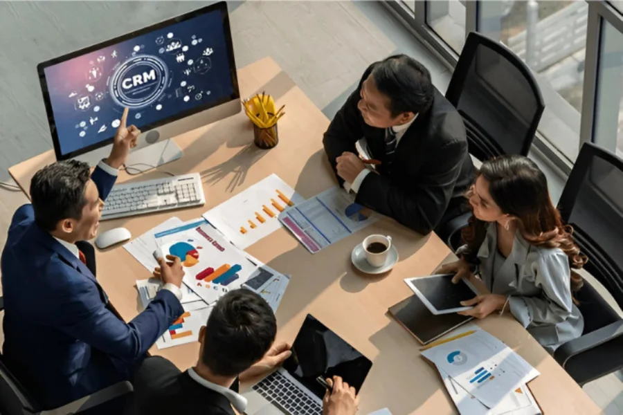 CRM-Implementierungsphasen: Ein Leitfaden von der Planung bis zum erfolgreichen Start