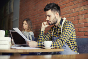 Wie langsame Follow-ups Schweizer Kleinunternehmen schaden